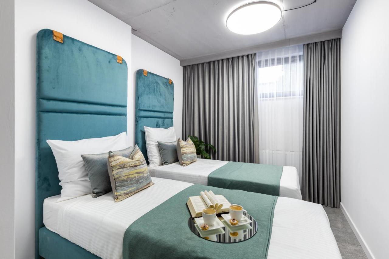 Apartment Family Center